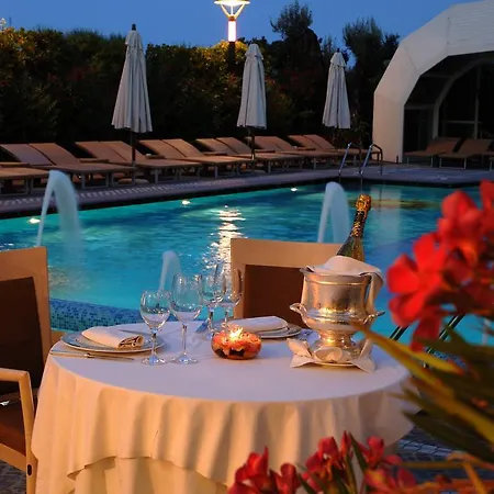 Palace Szálloda 5*