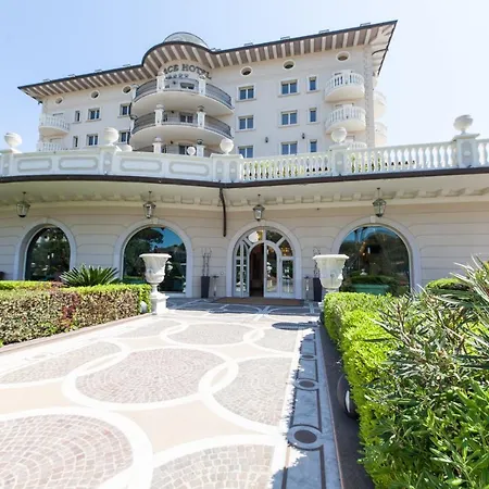 Palace Szálloda 5*